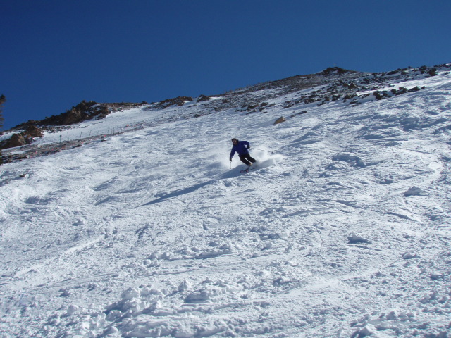 Karl heading downhill fast on Loveland's Over The Rainbow