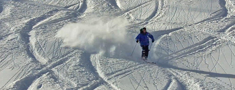 Karl Kelman skis Bonaza Bowl